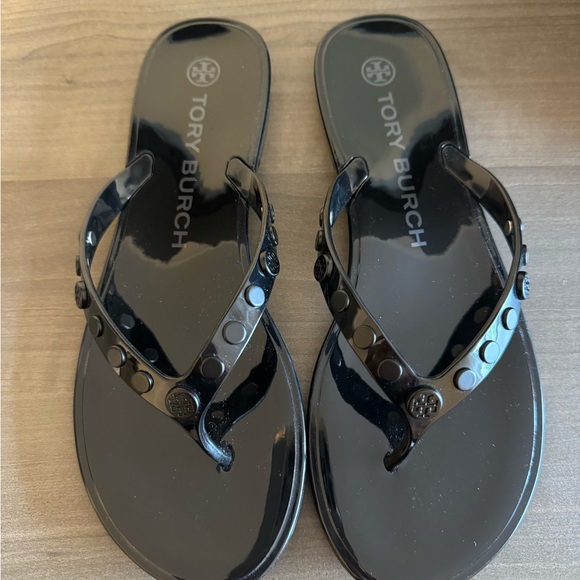 Tory Burch Women's Studded Jelly Sandals Size 7 - Picture 3 of 6